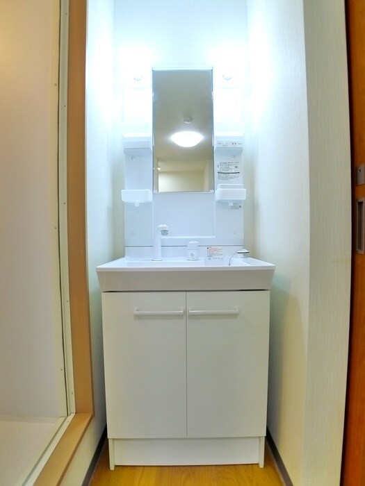 物件内観写真11　(洗面)