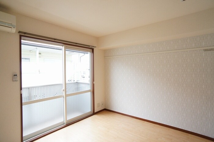 物件内観写真5　(居室)