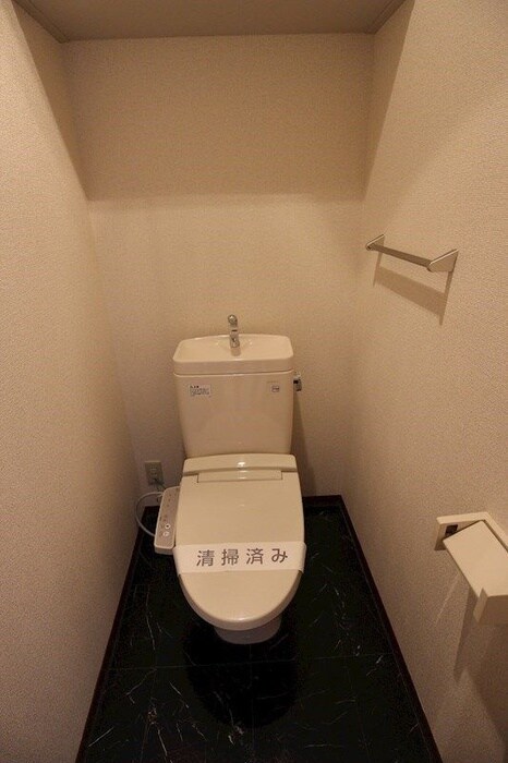 物件内観写真11　(トイレ)