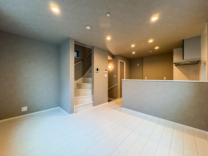 物件内観写真4　(居室)