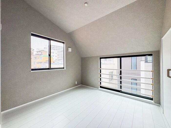 物件内観写真6　(居室)