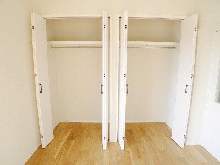 物件内観写真13　(収納)