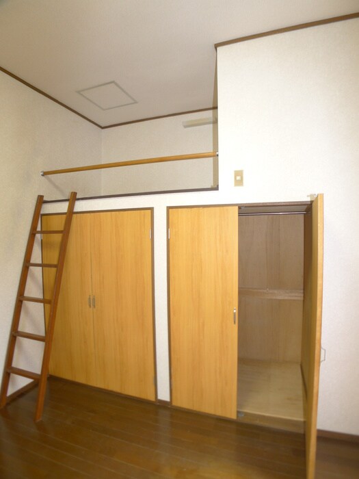 物件内観写真11　(収納)