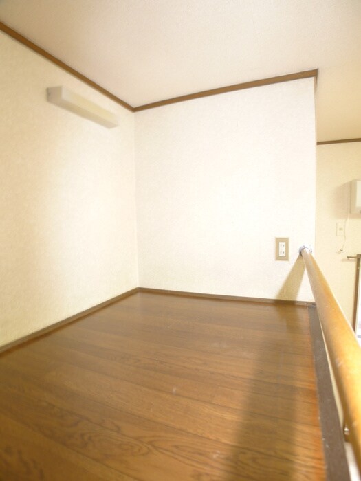 物件内観写真12　(ロフト)