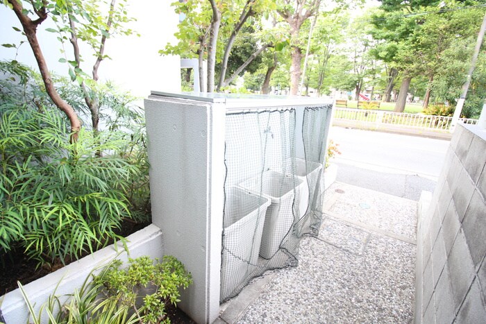 物件外観写真3　(建物設備)