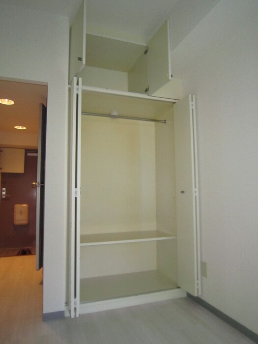 物件内観写真11　(収納)