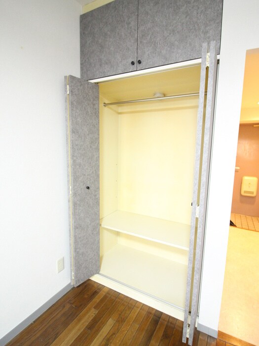 物件内観写真16　(収納)