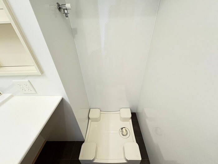 物件内観写真19　(洗濯機置場)