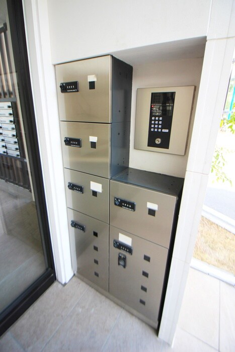 物件外観写真6　(建物設備)