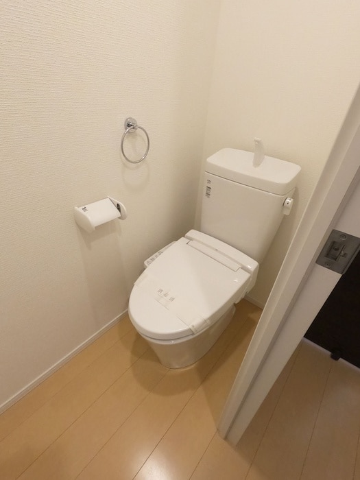 物件内観写真14　(トイレ)