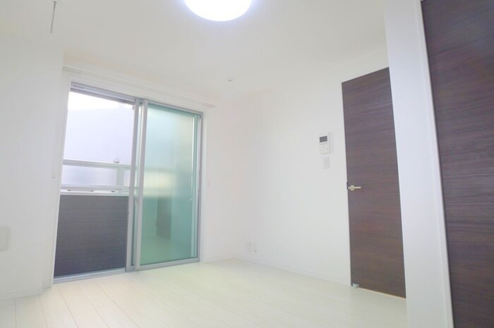 物件内観写真6　(居室)