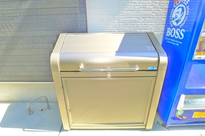 物件外観写真4　(建物設備)