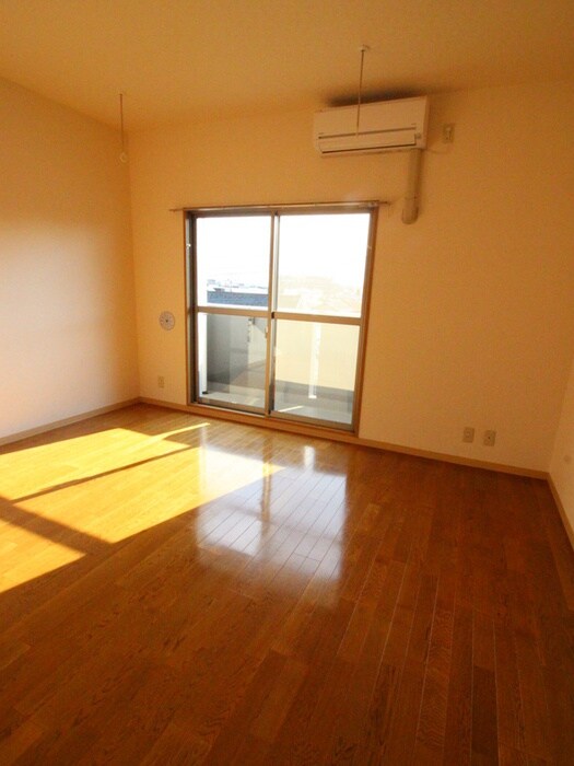 物件内観写真10　(内観写真)