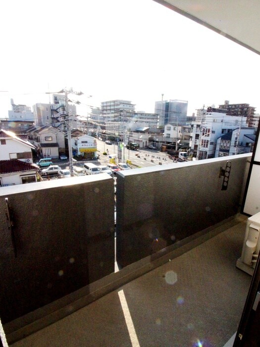 物件内観写真22　(室内からの展望)