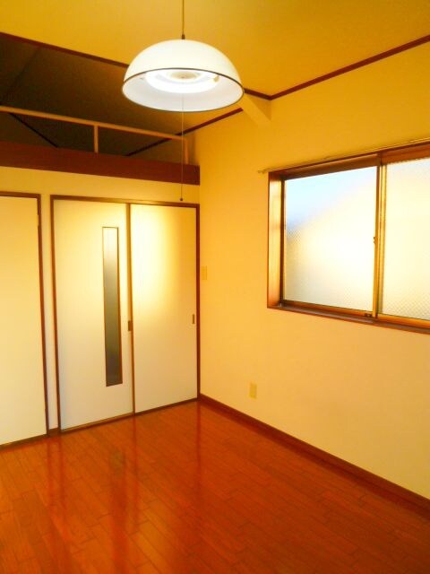 物件内観写真6　(居室)