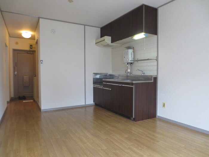 物件内観写真8　(居室)