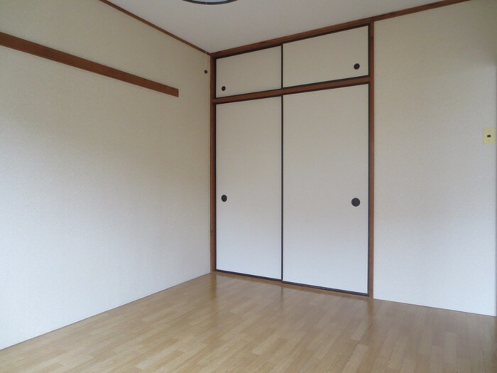 物件内観写真11　(居室)