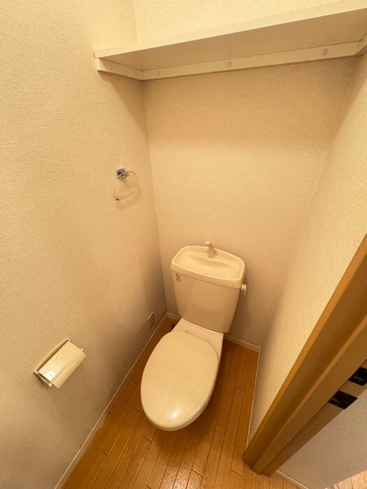 物件内観写真9　(トイレ)