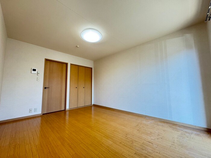物件内観写真14　(居室)