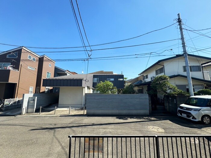 物件内観写真20　(室内からの展望)