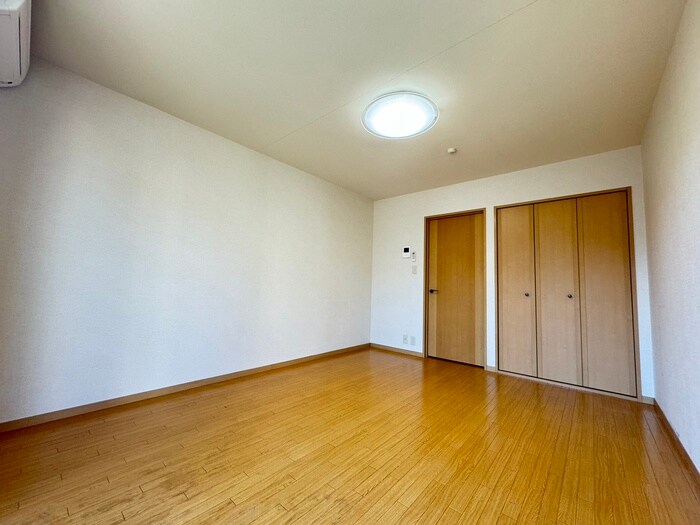 物件内観写真22　(居室)