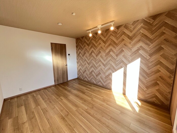 物件内観写真10　(内観写真)