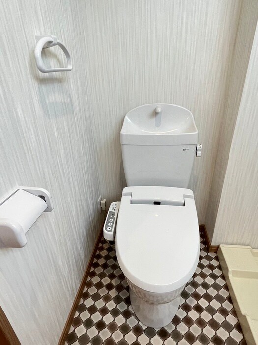 物件内観写真14　(トイレ)