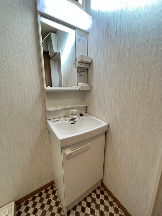 物件内観写真15　(洗面)