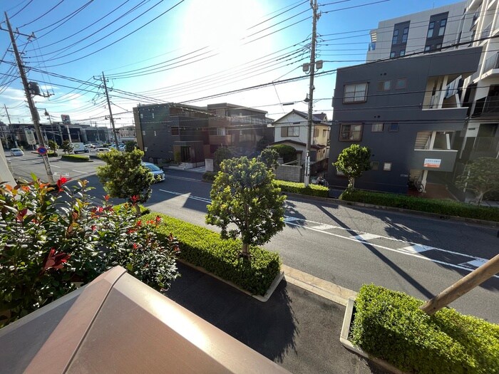 物件内観写真22　(室内からの展望)