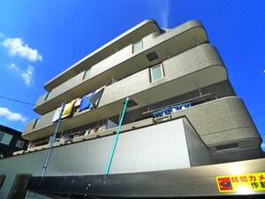 エミネント青山外観写真