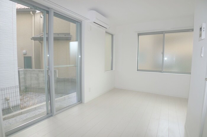 物件内観写真10　(居室)