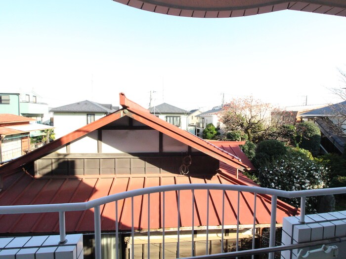 物件内観写真16　(室内からの展望)