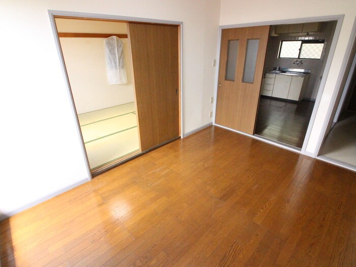 物件内観写真7　(居室)