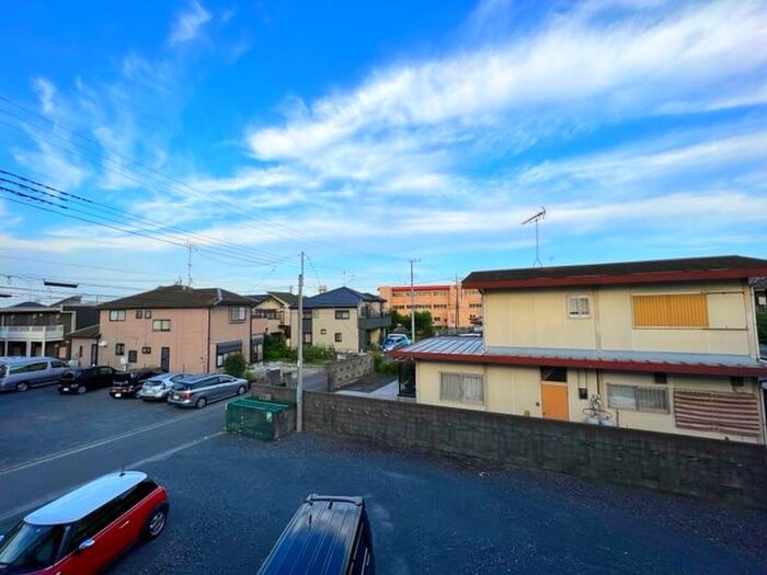 物件内観写真11　(室内からの展望)