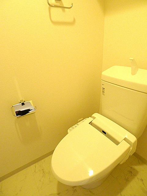 物件内観写真11　(トイレ)