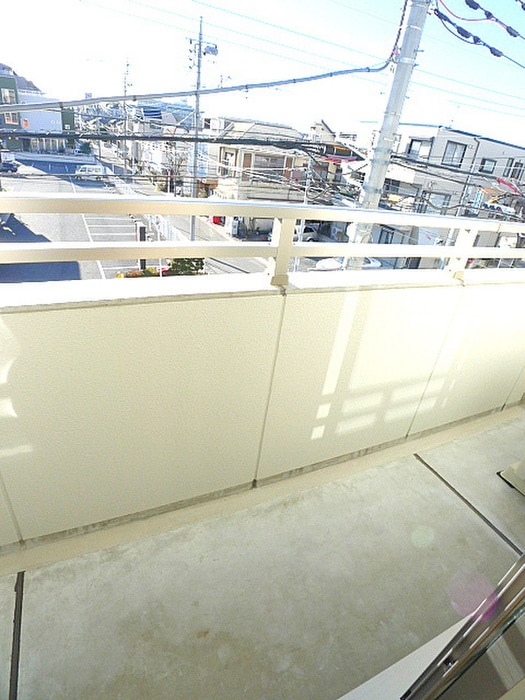 物件内観写真15　(室内からの展望)