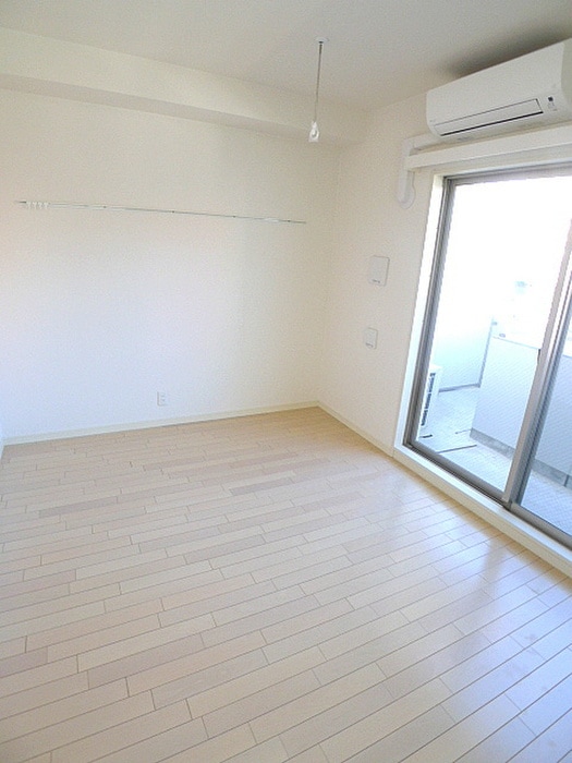 物件内観写真19　(居室)