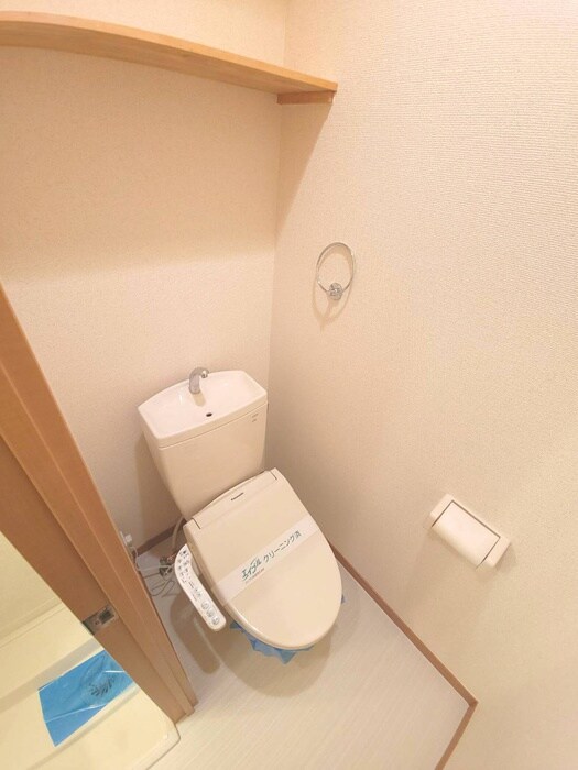 物件内観写真14　(トイレ)