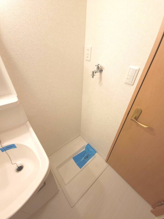 物件内観写真19　(洗濯機置場)