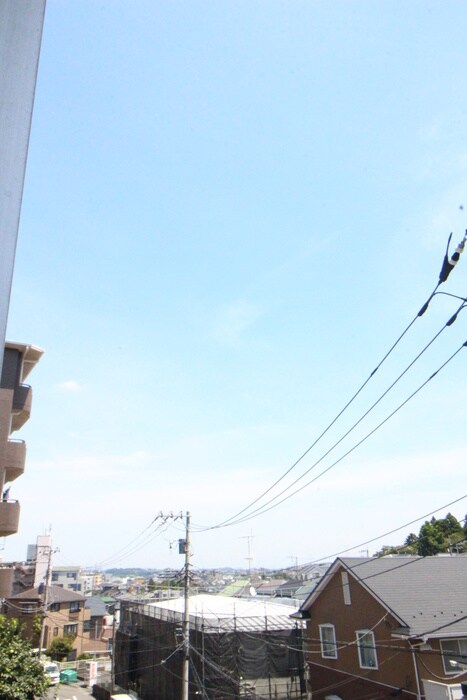 物件内観写真14　(室内からの展望)