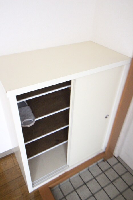 物件内観写真16　(靴箱)