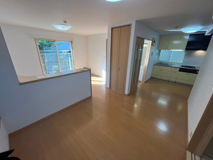 物件内観写真10　(居室)