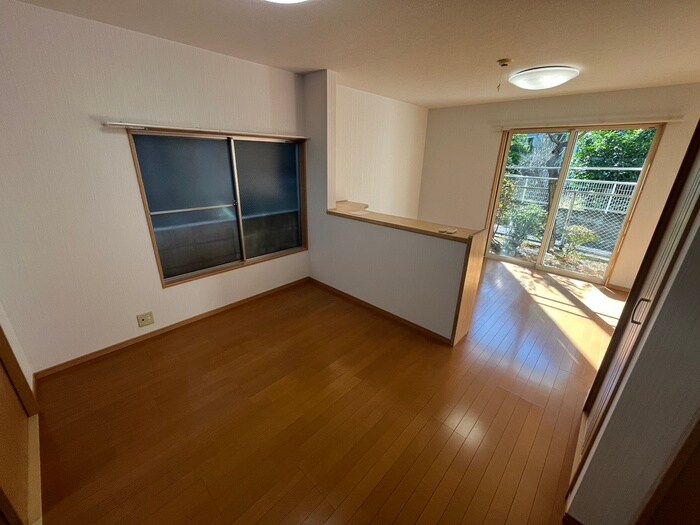 物件内観写真11　(居室)