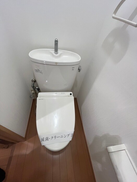 物件内観写真14　(トイレ)