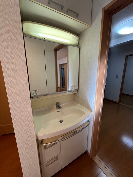 物件内観写真15　(洗面)