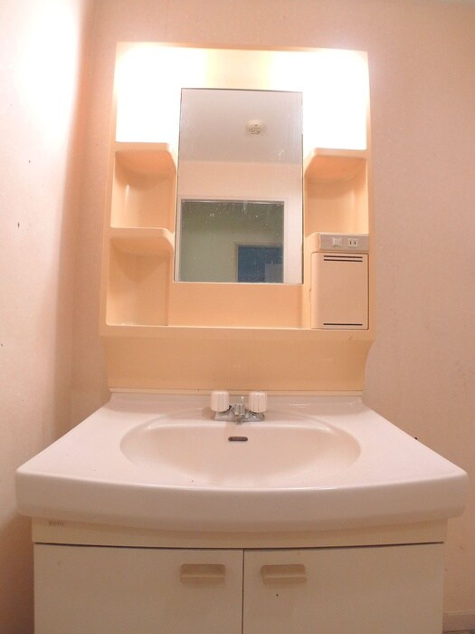 物件内観写真13　(洗面)