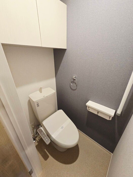 物件内観写真18　(トイレ)