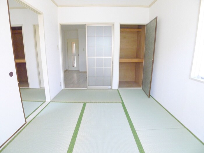 物件内観写真9　(収納)