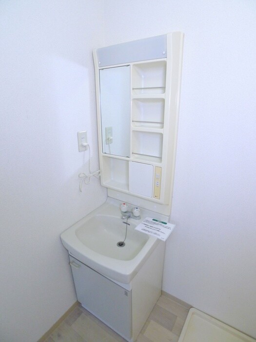 物件内観写真12　(洗面)