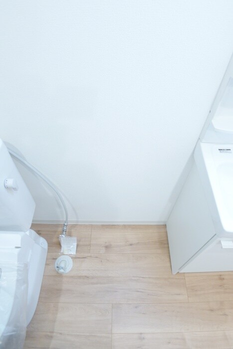 物件内観写真16　(洗濯機置場)